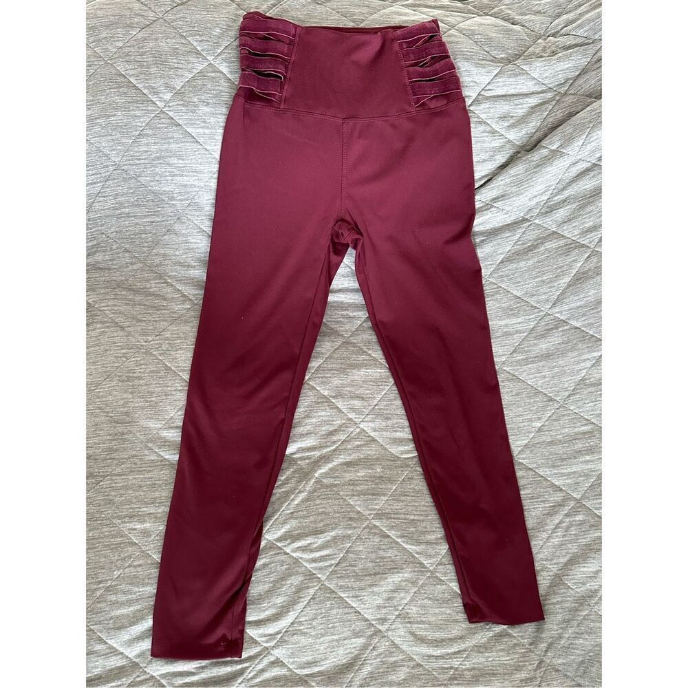 Bally athletic ankle length‎ leggings size medium